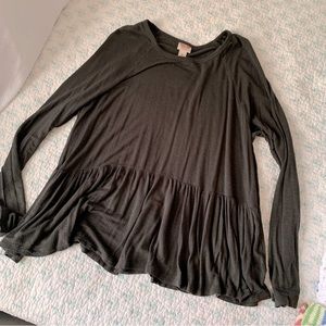 💜3/$9 Cozy Green Peplum Top